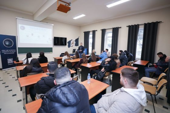 Takim Ndërgjegjësues për Rëndësinë e Sigurisë Kibernetike Me Studentët e Kolegjit Universitar ‘Qiriazi’