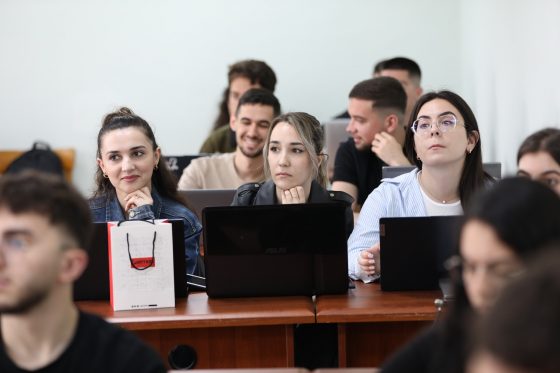 AKSK vijon bashkëpunimin me universitetet: Trajnim me platformën SimSpace për studentët në FSHN  