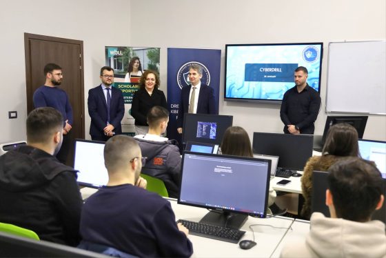 Marrëveshje bashkëpunimi AKSK–Universiteti Western Balkans për zhvillimin e kapaciteteve në sigurinë kibernetike